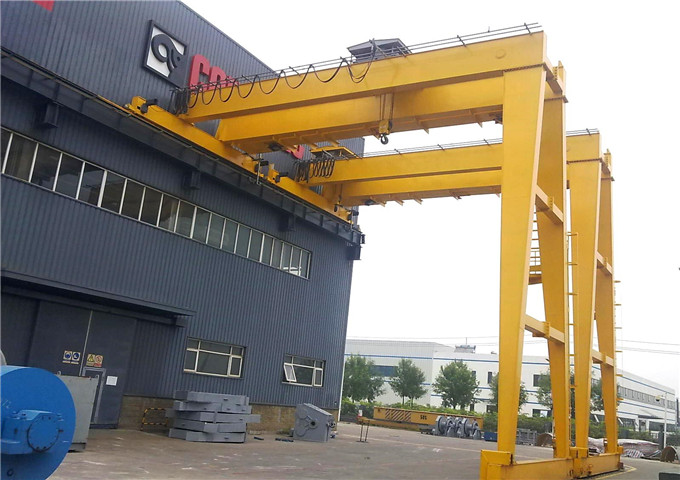 Choose half door crane from China