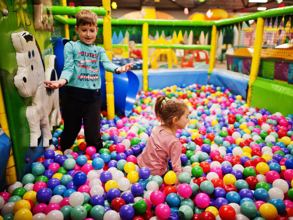 Kids play indoor playground 